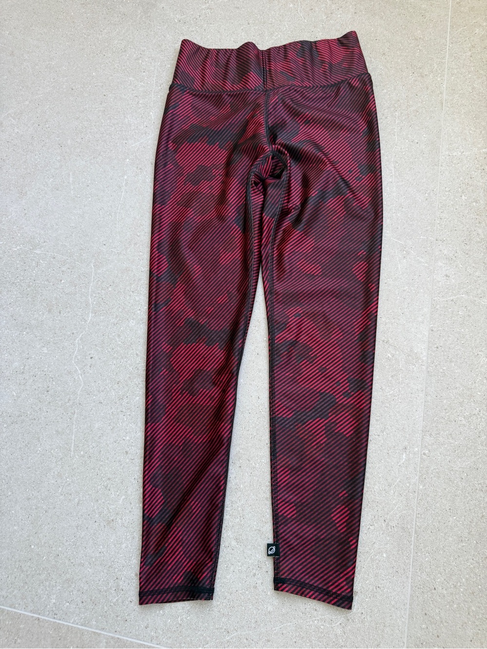 Terez Women’s  Burgundy & Black Camo Leggings